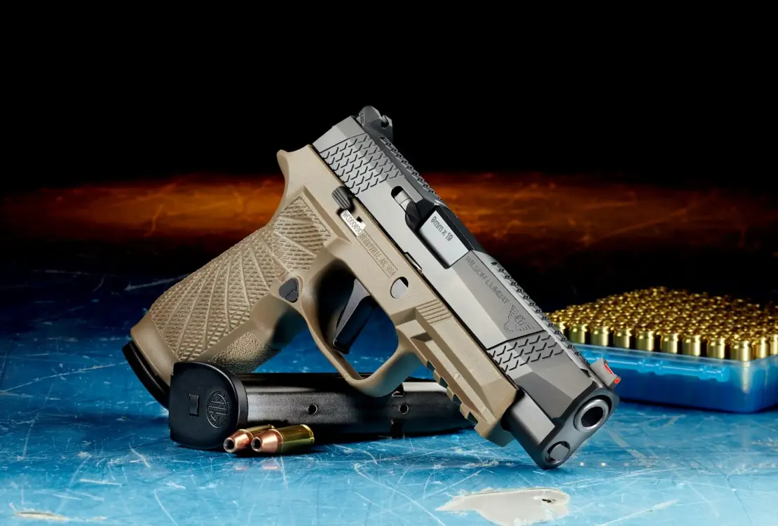 Pistola 45 com balas